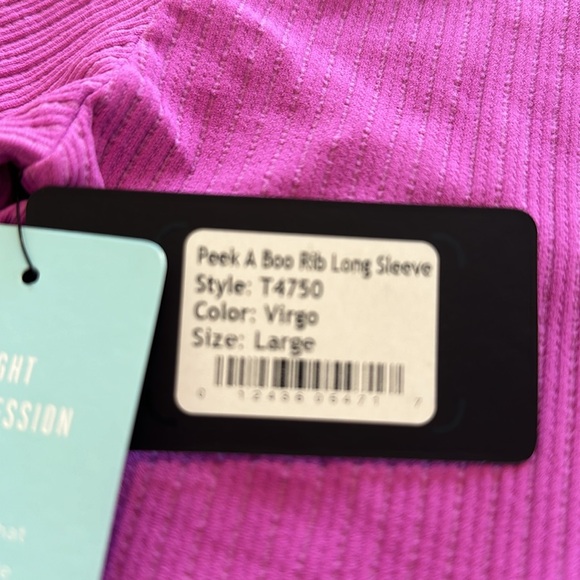 NUX-PEEK A BOO RIB LONG SLEEVE WITH LIGHT COMPRESSION. - Picture 4 of 5